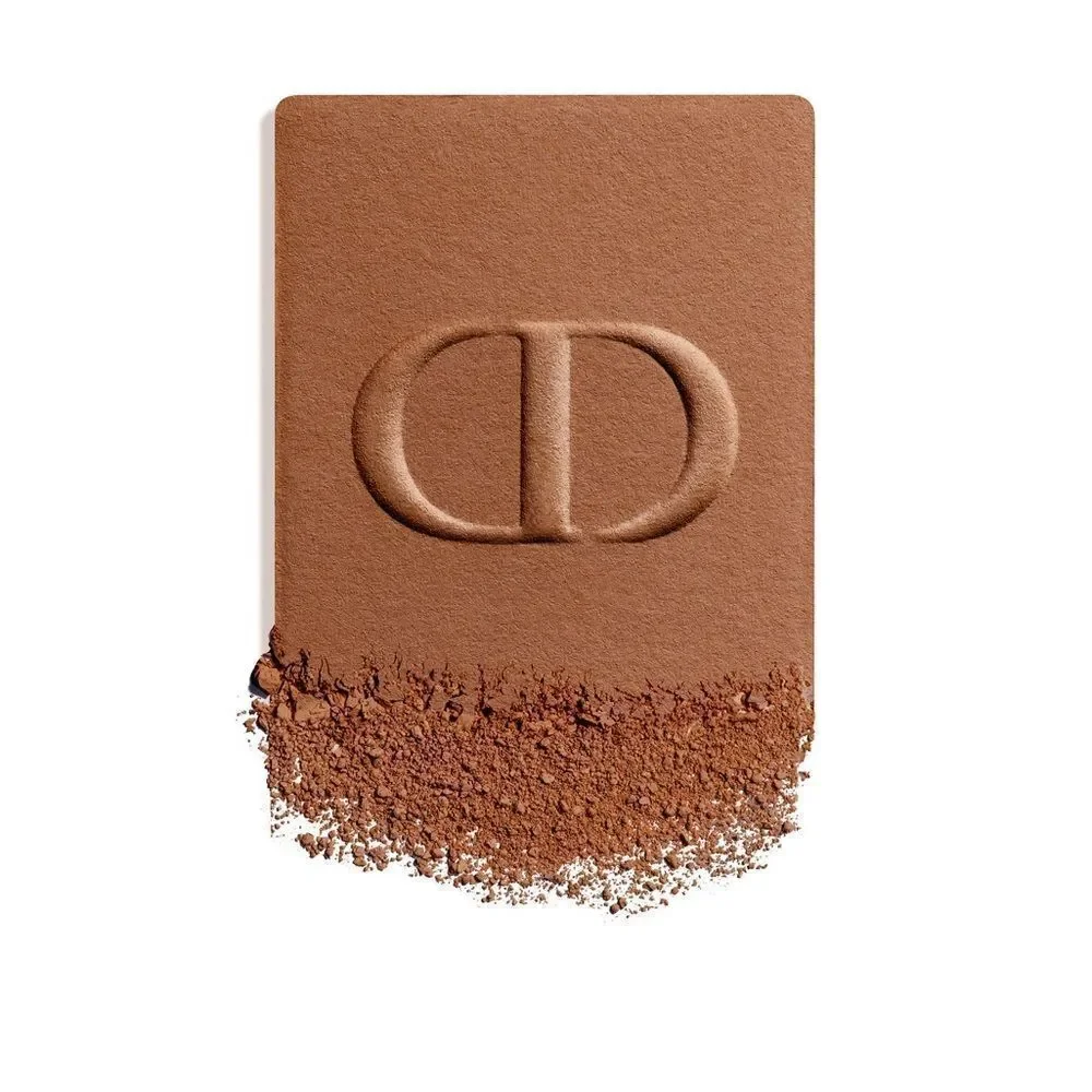 Dior Forever Natural Velvet Transfer-Proof Compact Foundation in 7N